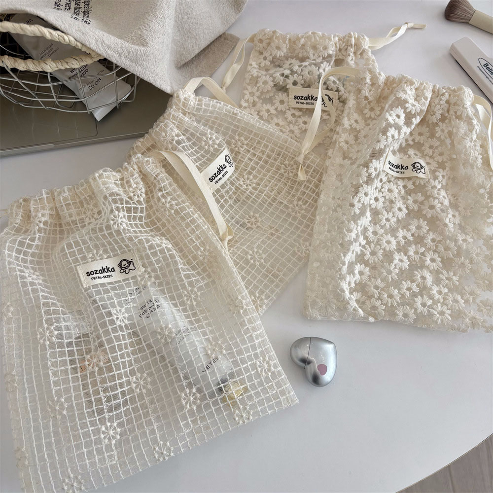レース刺繍デイジーメッシュ巾着メイクアップバッグ夏旅行用トイ - Cosmetic Bags のレビューと価格
